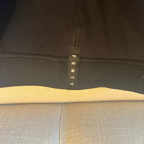 SAVAGE X FENTY BIKER SHORTS - Picture 4 of 4